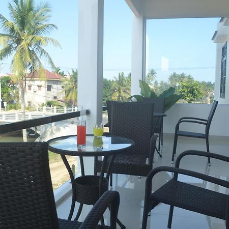 Azalea Homestay ฮอยอัน ภายนอก รูปภาพ